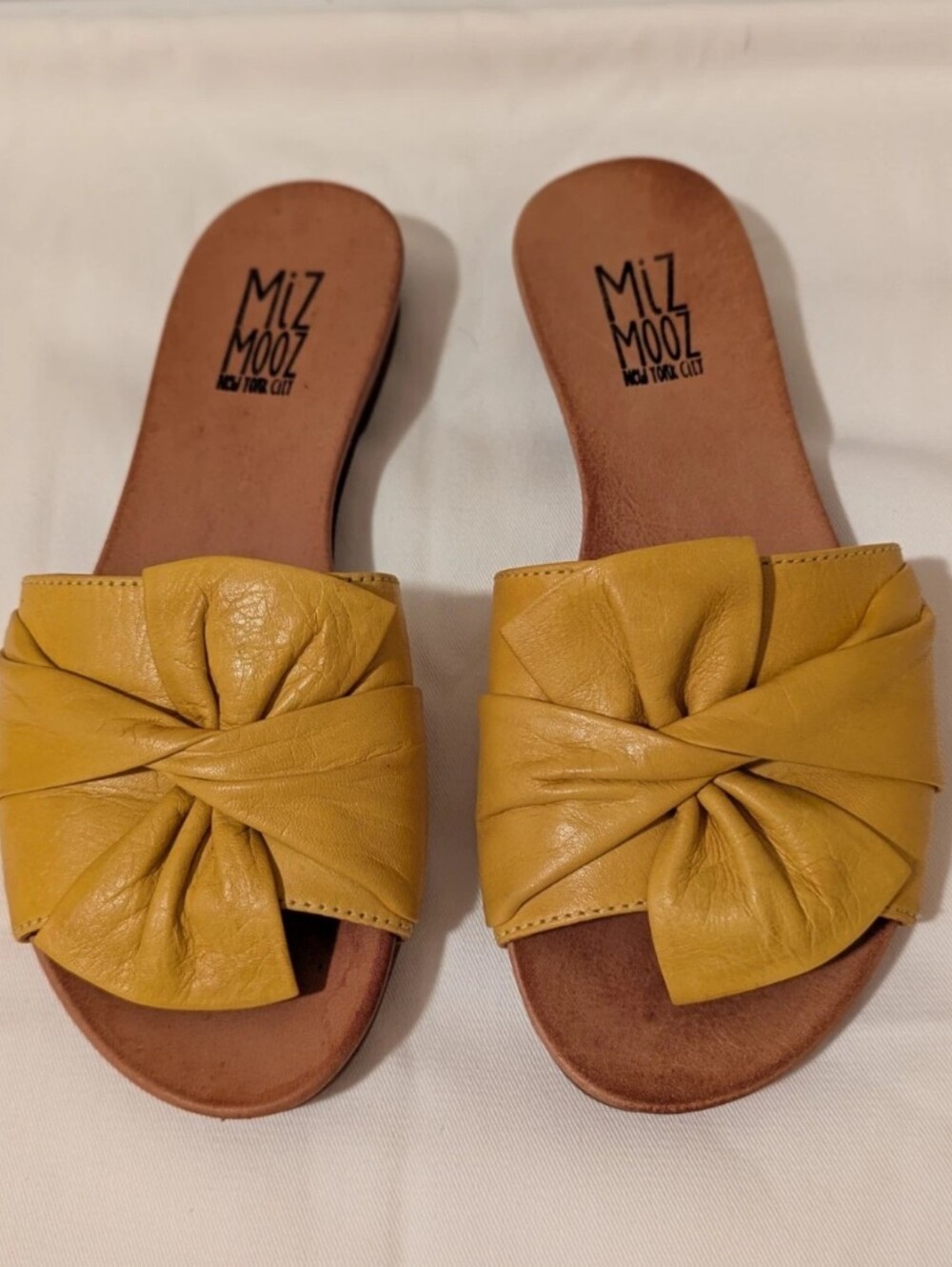Miz Mooz Sandals SZ 6 Yellow Angelina Style Bow Slide Leather Slip On